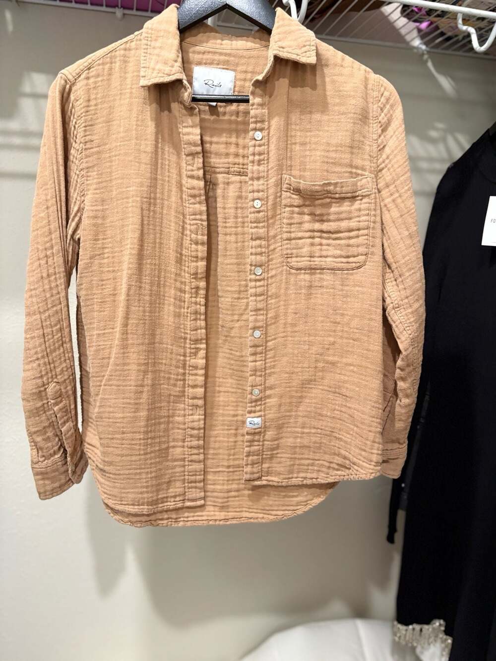 Rails Long Sleeve Gauzy Button-Down Shirt Camel Size XS